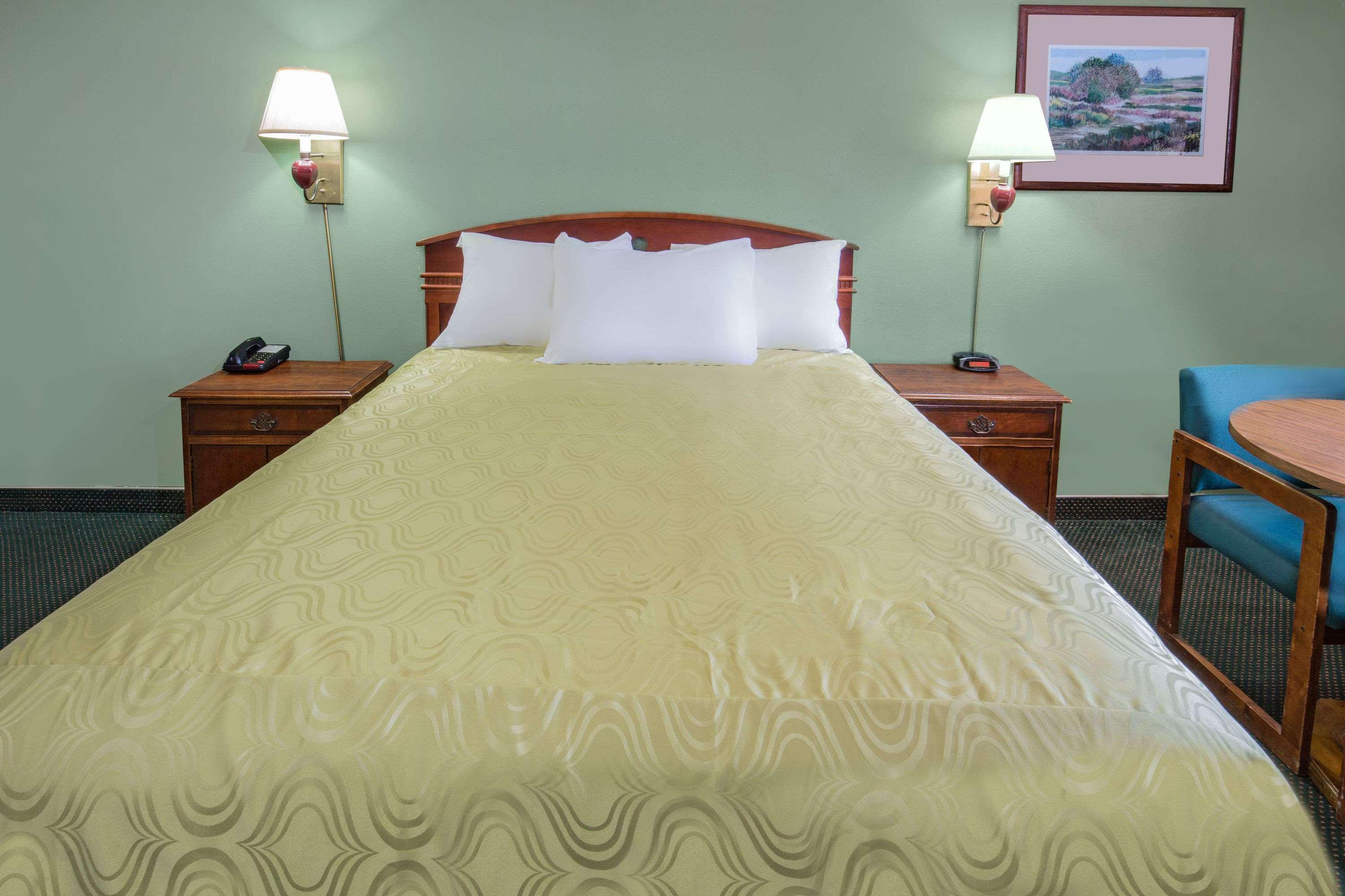 Days Inn By Wyndham Ontario Airport מראה חיצוני תמונה