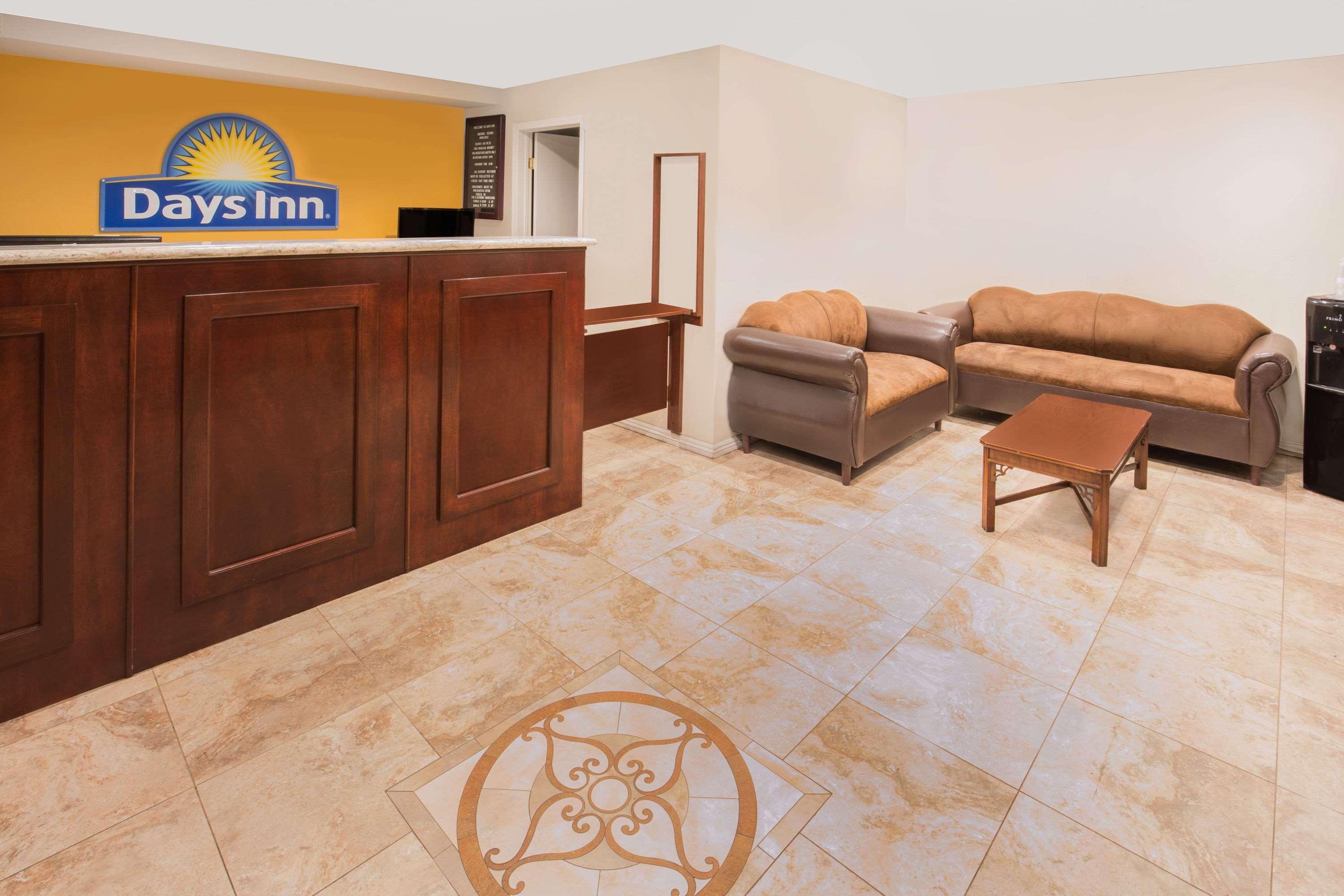 Days Inn By Wyndham Ontario Airport מראה חיצוני תמונה
