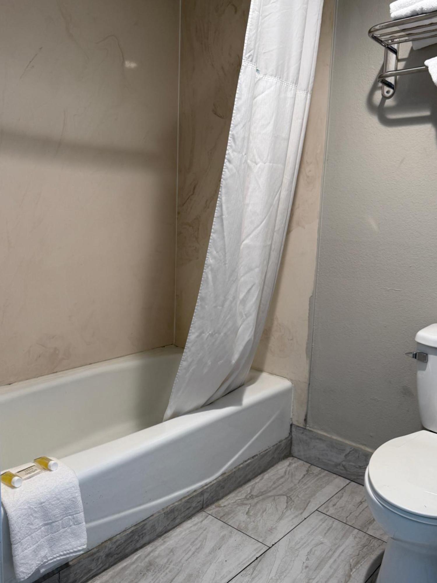 Days Inn By Wyndham Ontario Airport מראה חיצוני תמונה