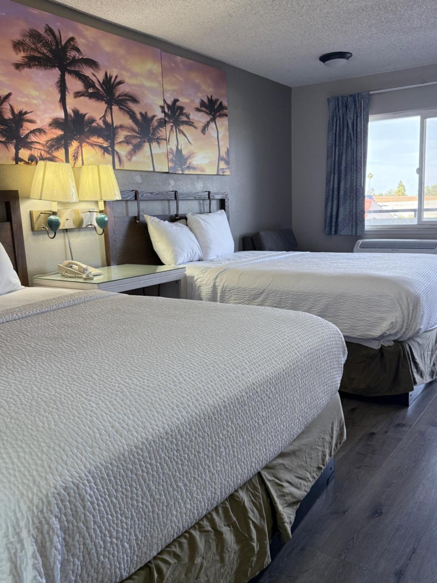 Days Inn By Wyndham Ontario Airport מראה חיצוני תמונה